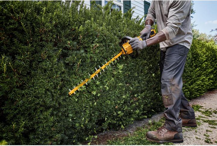 Actual product image DeWalt 54 Volt Akku-Heckenschere 65cm (Rechargeable battery operated)