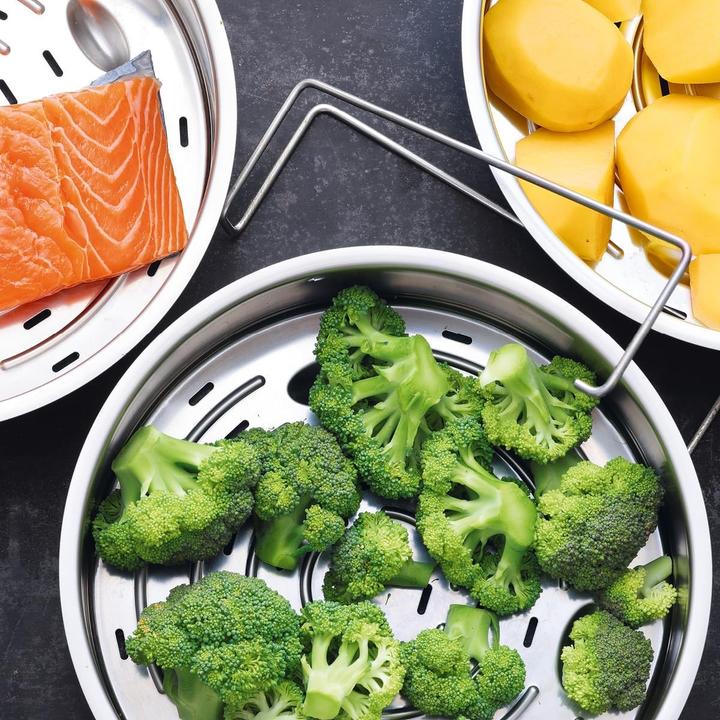 Produktbild Fissler SKT Vitaquick Premium 2,5l (18 cm, Dampfkochtopf, Edelstahl)