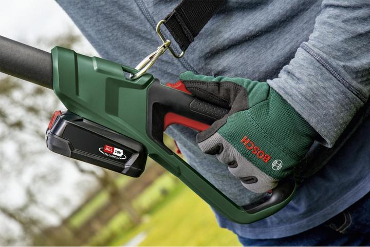 Produktbild Bosch Home & Garden UniversalChainPole 18 (Akku Kettensäge)