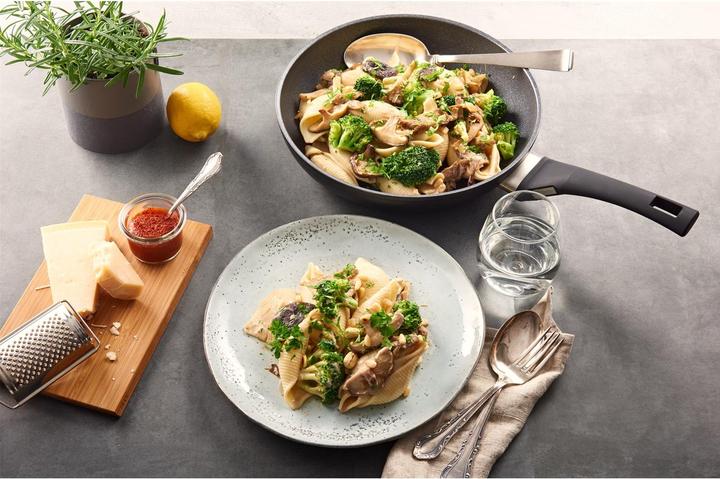 Actual product image Berndes Frying Pan Induction Enduro (24 cm, Frying pan, Aluminium)