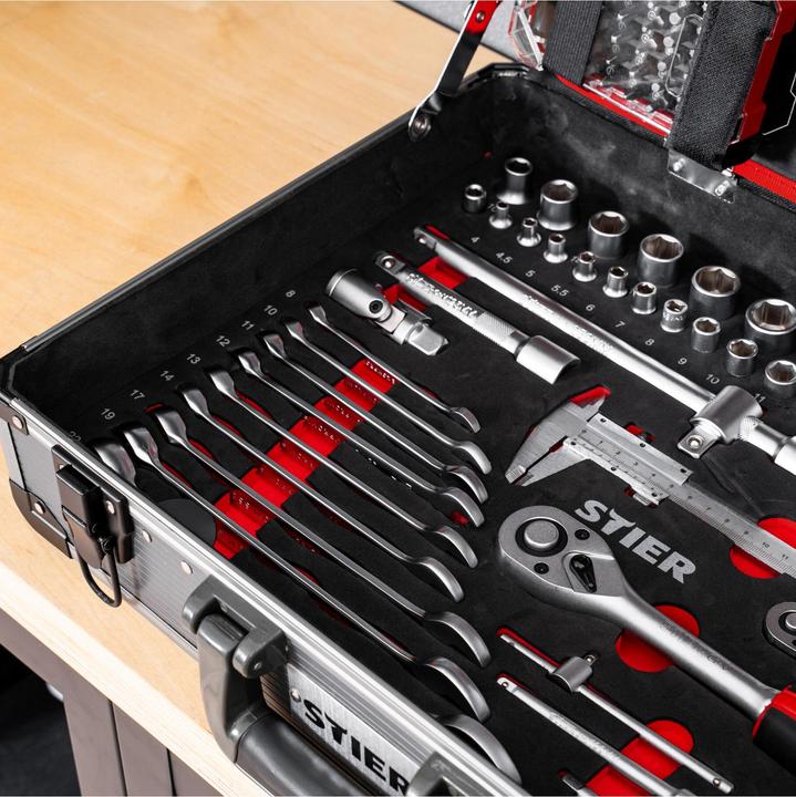 Image du produit Stier Jeu de 144 outils universels dans une valise en aluminium (144 pièces)