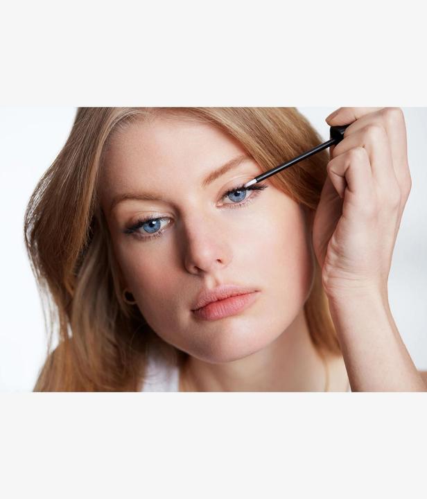 Actual product image M2 Beauté - Eyelash Awakening Serum (4 ml)