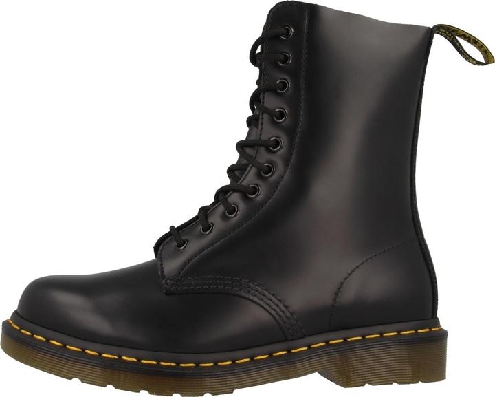 Actual product image Dr. Martens Boots (41)