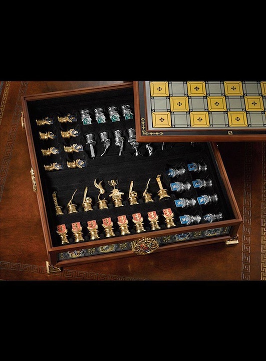 Produktbild Noble Collection Harry Potter Die Häuser Hogwarts Quidditch