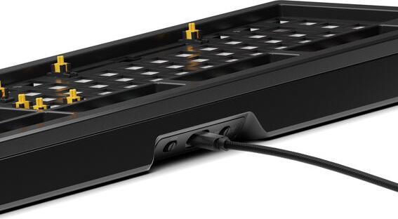 Actual product image Glorious GMMK 3 Pro 100 % custom gaming keyboard - barebone, ISO layout, black (DE, Cable)