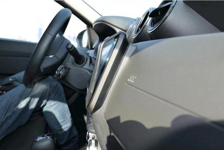 Produktbild Brodit 855741 Autohalterung Dacia Duster 22-