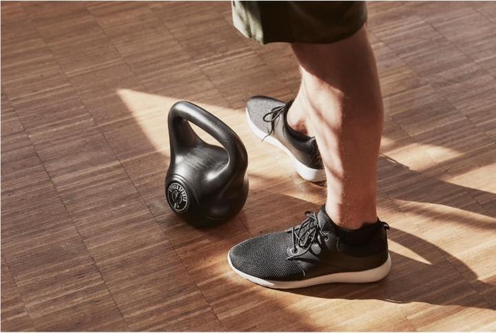 Actual product image Gorilla Sports Kettlebell plastic (1 x 8 kg, 1 x 10 kg, 1 x 12 kg)