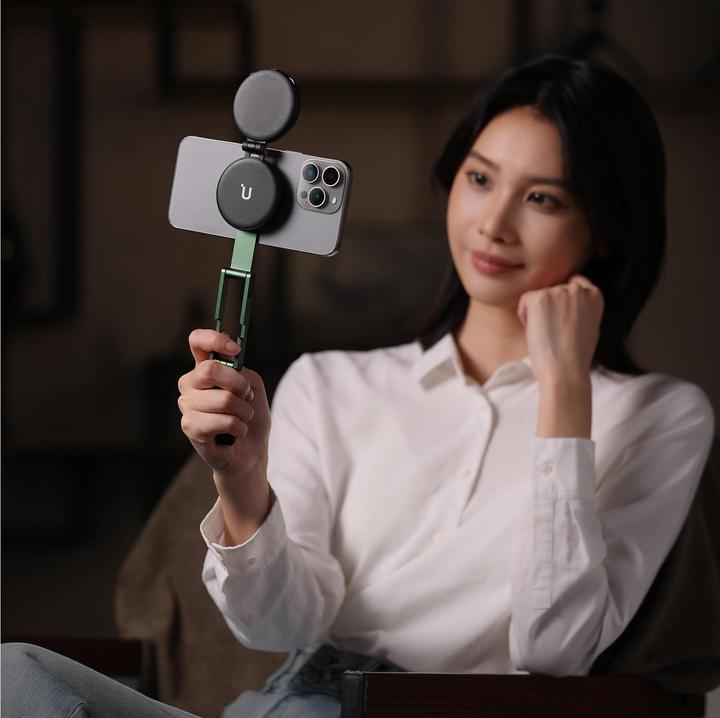 Productafbeelding Ulanzi MA60 Mini MagSafe-Tripod Foldable - Green