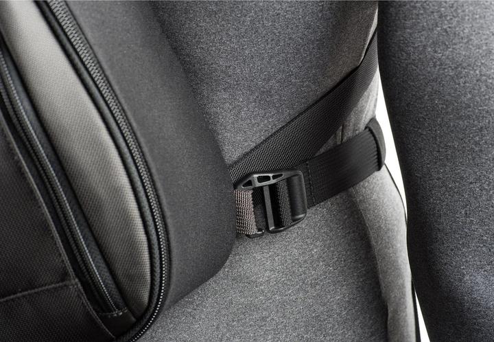 Actual product image Think Tank TurnStyle 20 v2.0