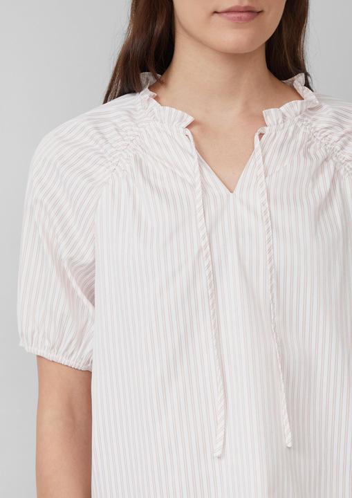 Immagine prodotto S.Oliver Bluse Bluse im Relaxed Fit mit Rüschenkragen (36)