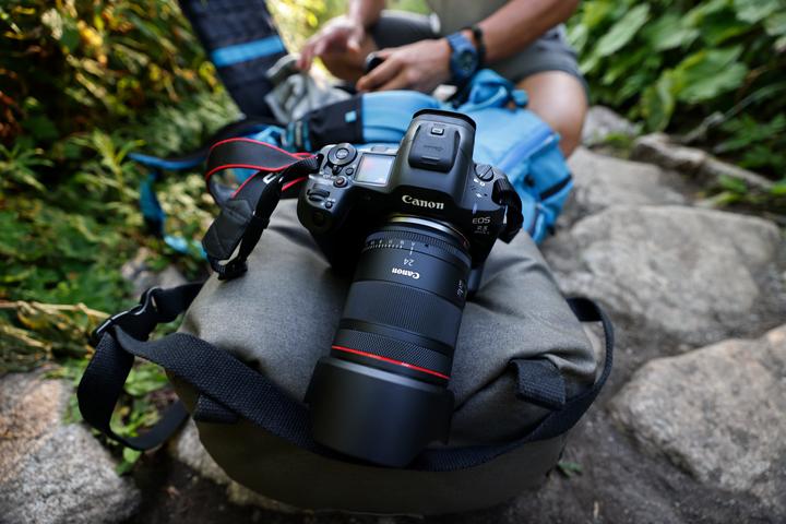 Actual product image Canon RF 24mm f/1.4L VCM (Canon RF, full size)