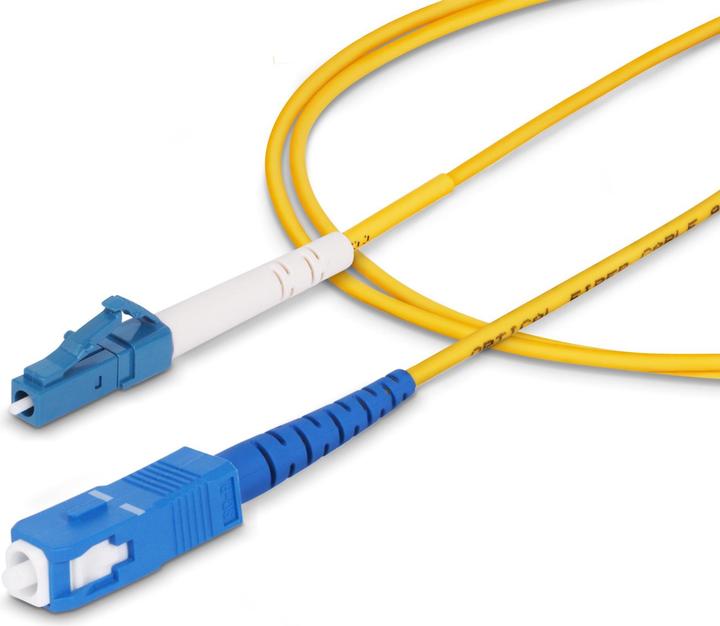 Produktbild StarTech com 10 Meter LWL Patchkabel LC SC (UPC) Singlemode OS2 Simplex, 9/125µm, 40G/100G, Biegeune (10 m)