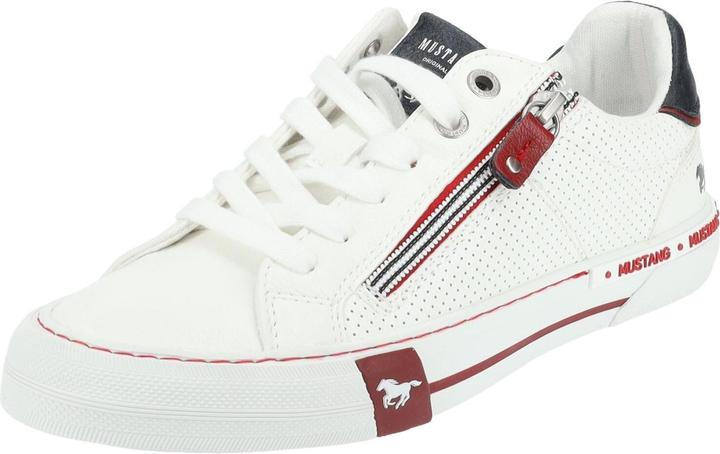 Actual product image Mustang Sneaker (36)