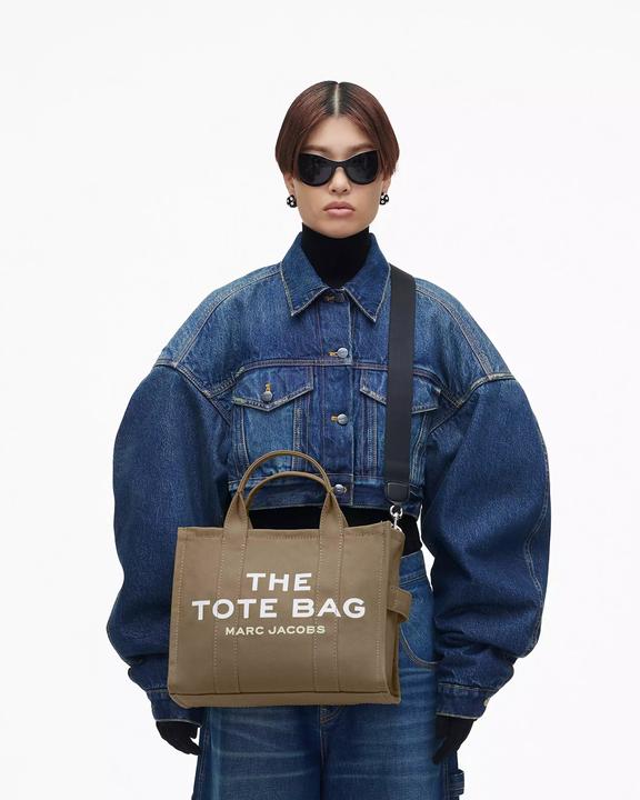 Actual product image Marc Jacobs The Medium