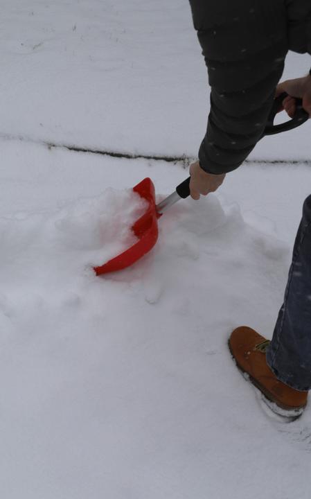 Produktbild Mallory Teleskop-Schneeschaufel