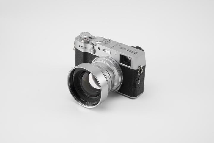 Actual product image Viltrox TCL X100VI Telephoto Conversion Lens for Fuji X100VI Silver (Teleconverter)