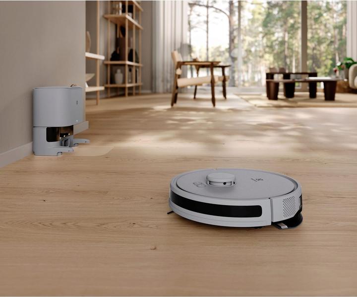 Actual product image Electrolux ER71UW2UG - Ultimate 700 (Vacuum mopping robot)