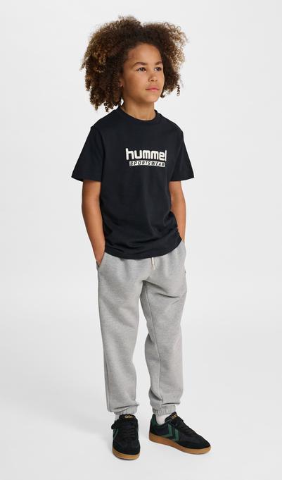 Produktbild hummel hmlJR BASE T-SHIRT S/S (34, 36, 38, 40)