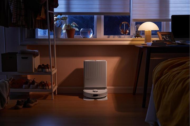 Produktbild Roborock Qrevo Plus (7000 Pa, Wischpads (rotierend))