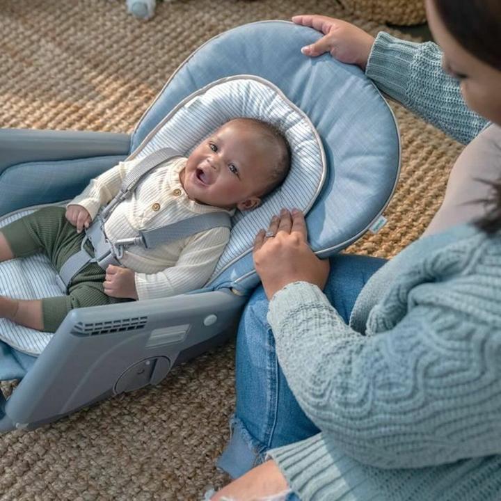 Produktbild Ingenuity Hochstuhl Grau