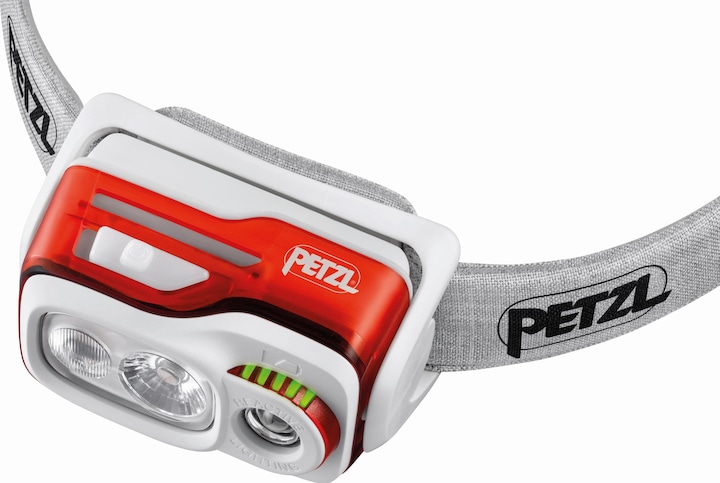 Actual product image Petzl Swift RL (900 lm)
