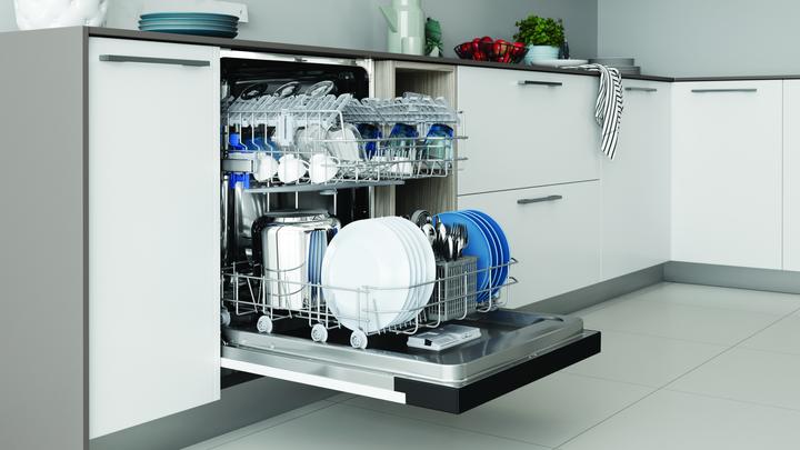 Actual product image Indesit I3B L634 B Built-in Dishwashers
