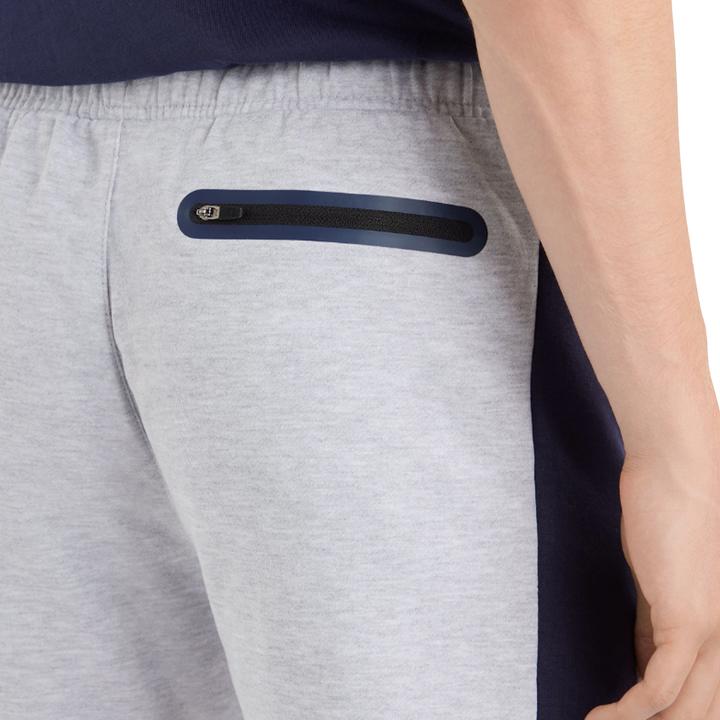 Actual product image Umbro Mens Terrace Shorts (M)