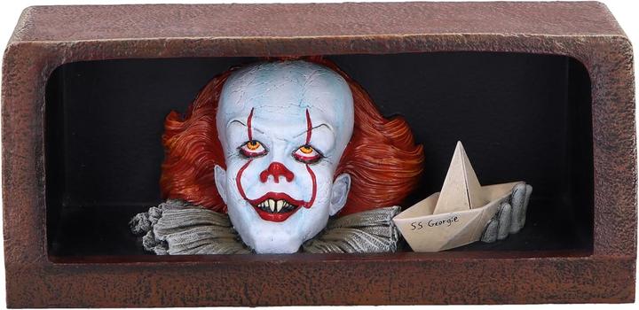 Produktbild Nemesis Now Es Figur Pennywise Drain 8 cm