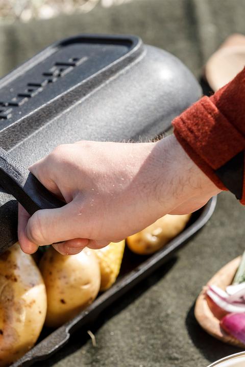 Actual product image Petromax Cast Iron Potato Roaster