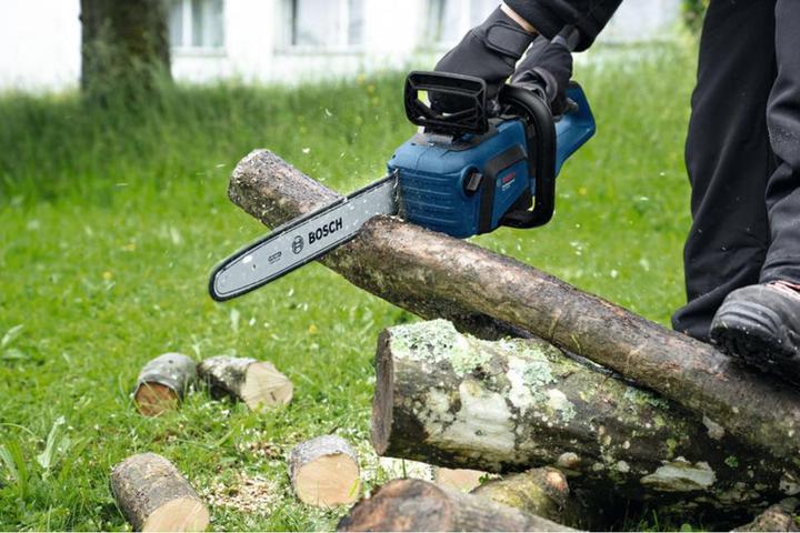 Produktbild Bosch Hausgeräte GKE 18V-40 (Akku Kettensäge)
