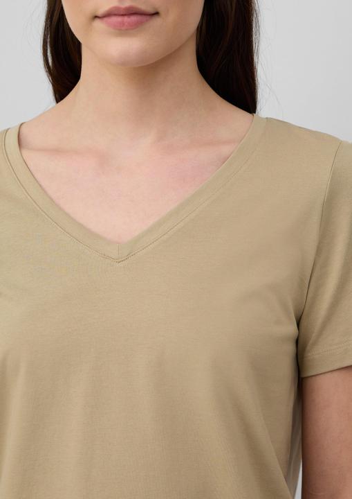 Produktbild S.Oliver T-Shirt T-Shirt mit V-Ausschnitt (46)