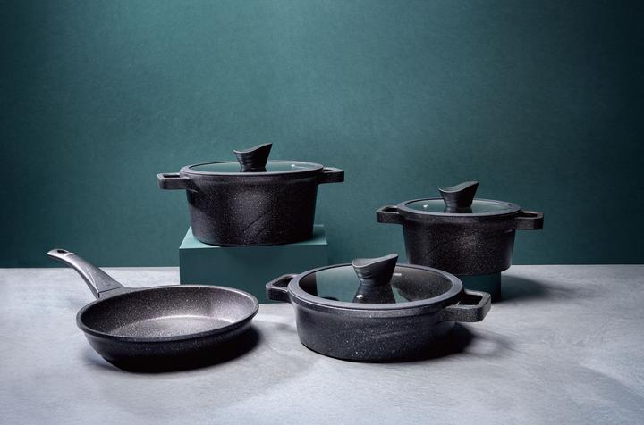Hermia Vettaetta (Set di pentole e padelle da cucina, Alluminio)