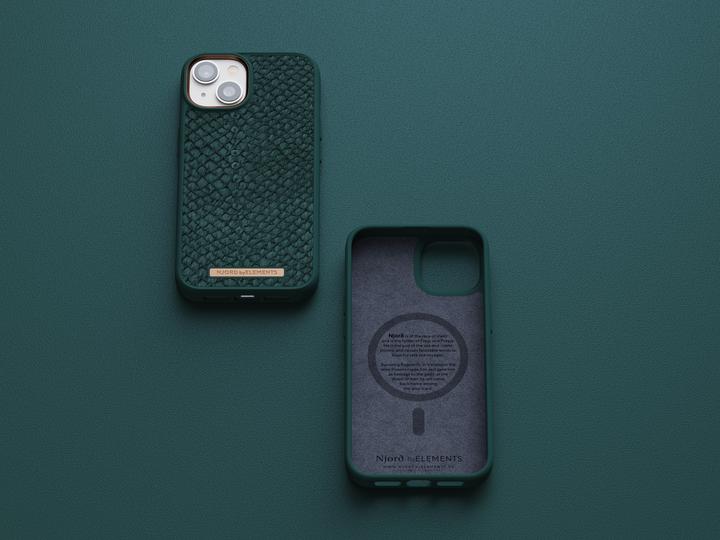 Produktbild Njord Hard-Cover Salm.Leather Magsafe Case green (Apple iPhone 14)