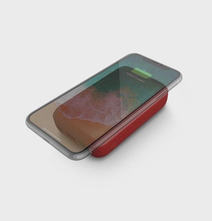 Actual product image Uniq Powerbank Hyde Air 10000 mAh Raudona (UNIQ378MAR) (10000 mAh, 18 W)