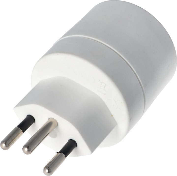 AccuCell Travel adapter