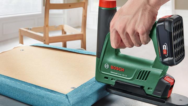 Productafbeelding Bosch Home & Garden UniversalTacker 18V-14 Solo accu tacker, zonder accu & lader
