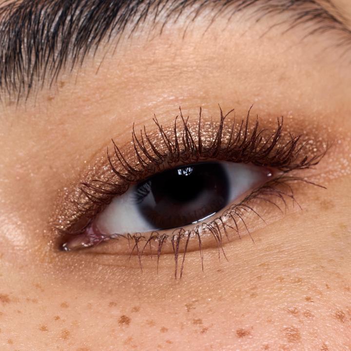 Actual product image Catrice Jewel Glide Effect Eye Pencil (Amber Glow)