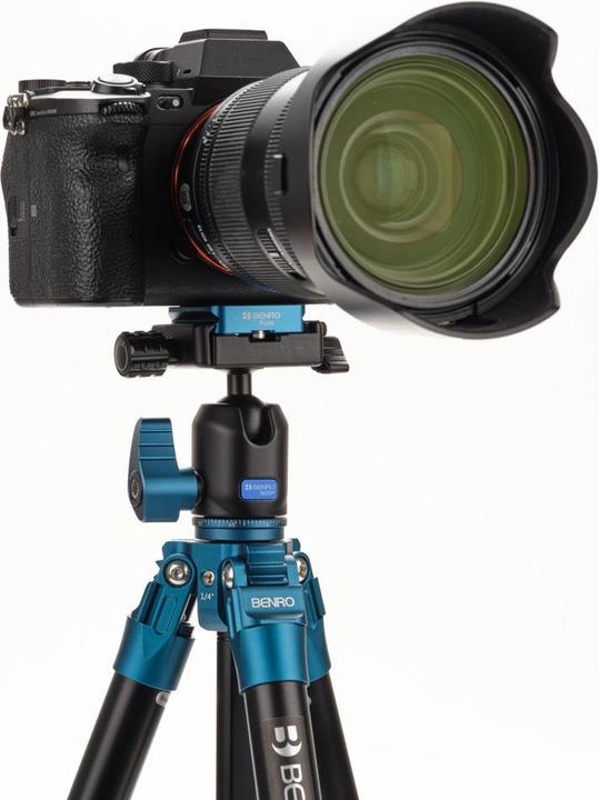 Actual product image Benro TSSL08AN00P SuperSlim Aluminium Tripod Kit (Metal)