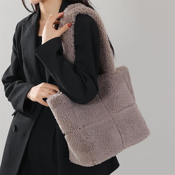 Produktbild Only-Bags.Store Schicke Kunstpelz-Umhängetasche - vielseitig und leicht, perfekt für Arbeit oder Freizeit