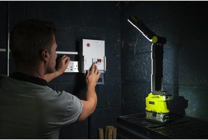 Actual product image Ryobi Stable lamp (850 lm)