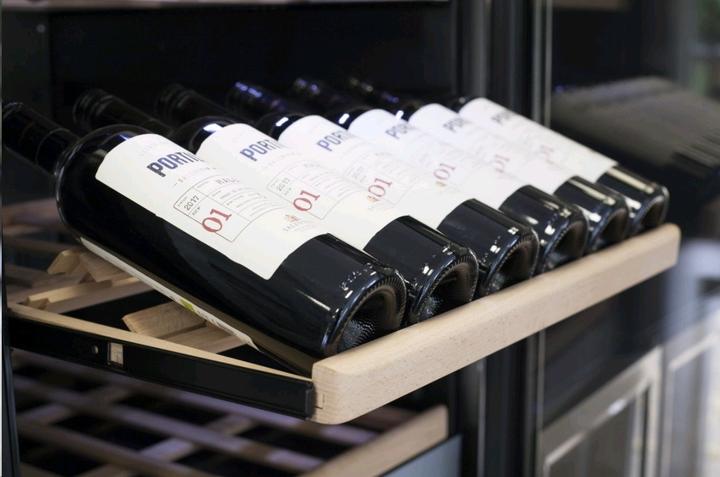 Actual product image Caso WineChef Pro 180