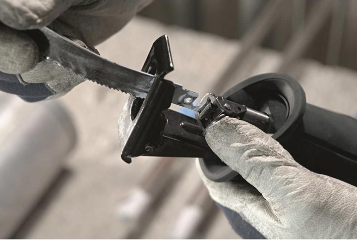 Actual product image Bosch Professional Reciprocating saw GSA 1100 E, saw blade metal S 123 XF, saw blade wood S 2345 X