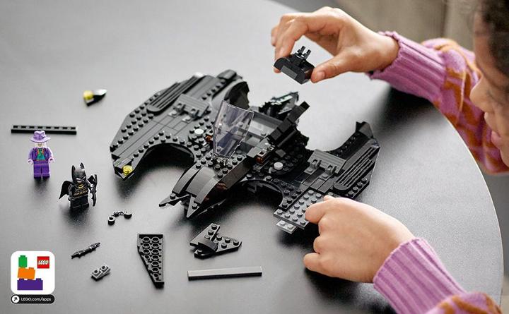 Produktbild LEGO Batwing: Batman vs. The Joker (76265, LEGO DC)