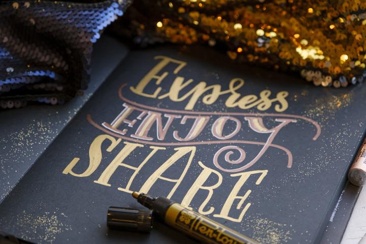 Actual product image Sakura Sketch Notebook (A4, Plain)