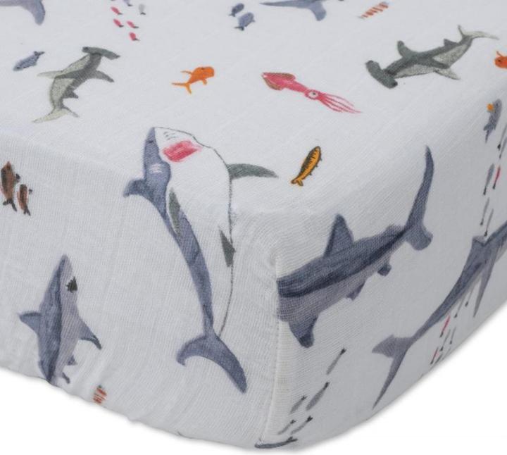 Immagine prodotto little unicorn Lenzuolo per culla in mussola di cotone - Squalo