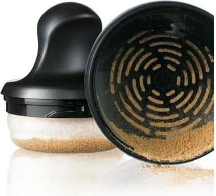 Produktbild MAC Cosmetics Mineralize SPF 15 Foundation 10g