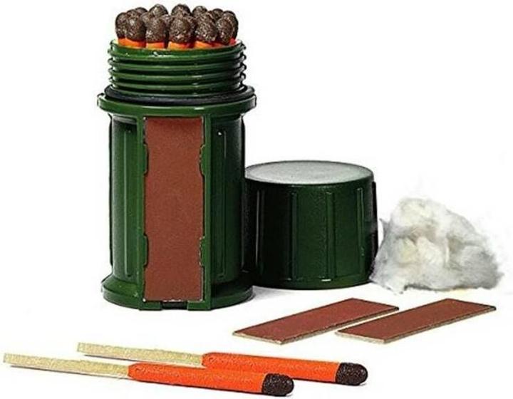 UCO Gear Set of 25 survival matches in waterproof box