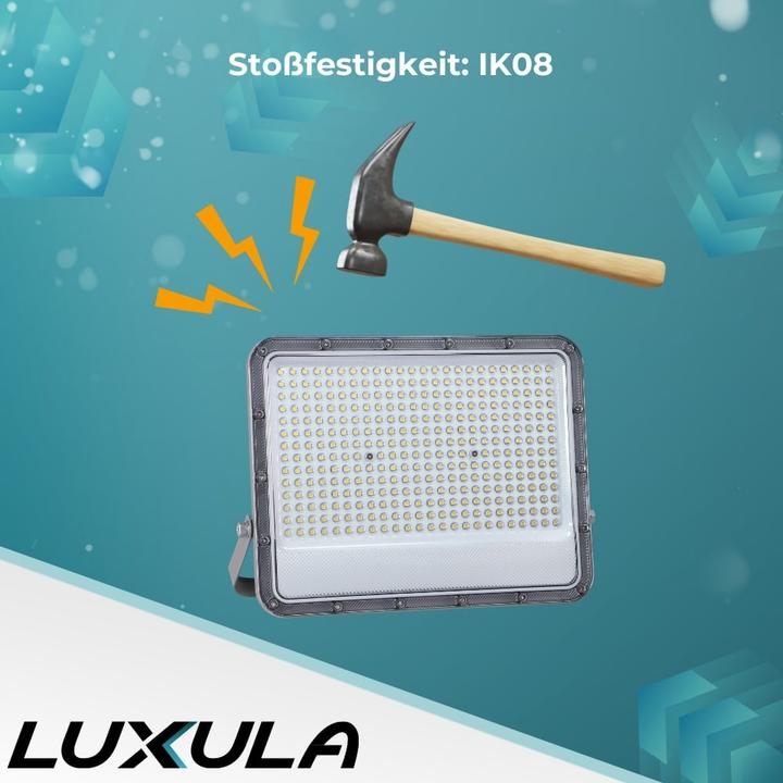 Produktbild Luxula LED-Fluter, EEK: E, 200W, 26000lm, 4000K, IP65, grau (26000 lm, IP65)