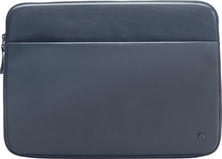 Actual product image Incase A.R.C
