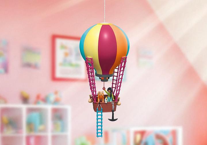 Actual product image Playmobil Balloon trip (71853)